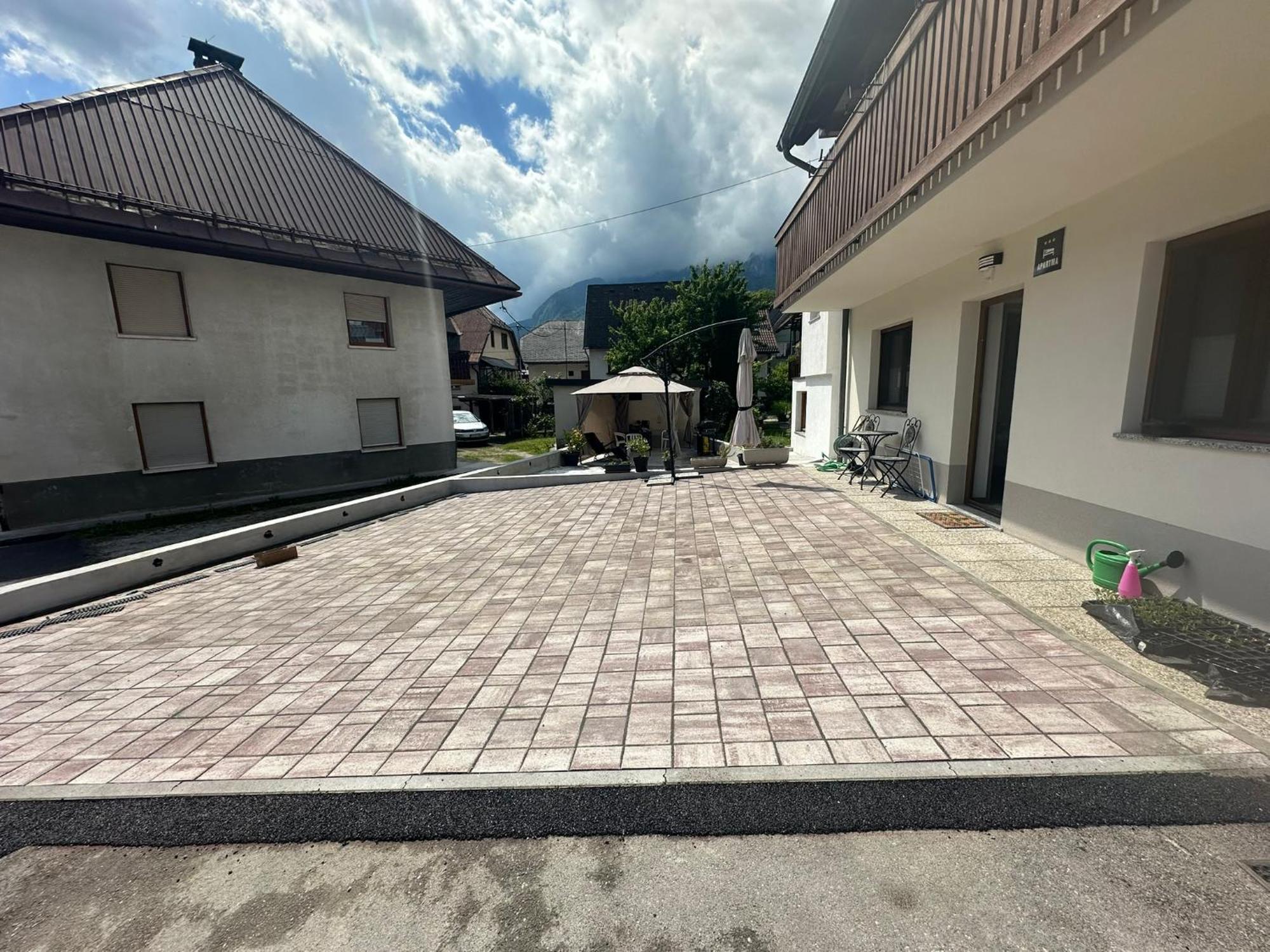 Apartma Alma Бовец Екстериор снимка